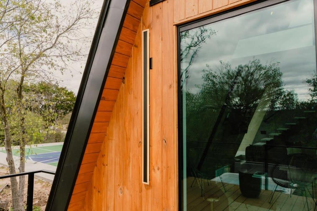 The Pedernales A-Frame Villa Фредериксбург Екстериор снимка