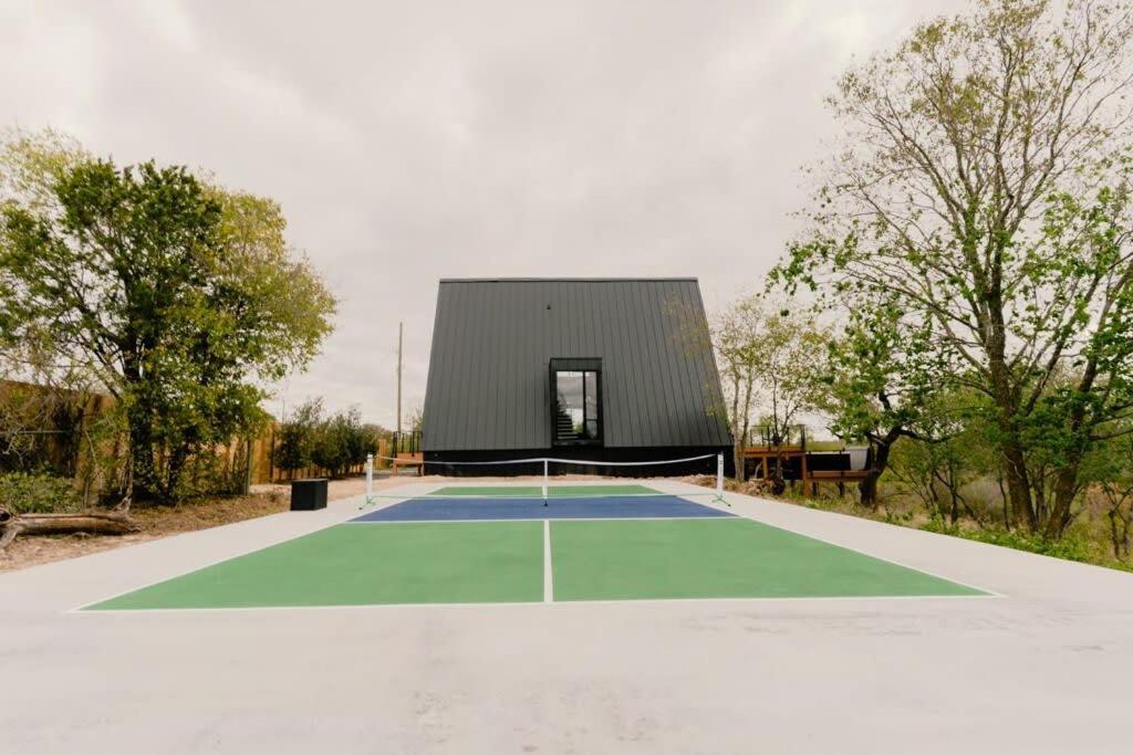 The Pedernales A-Frame Villa Фредериксбург Екстериор снимка