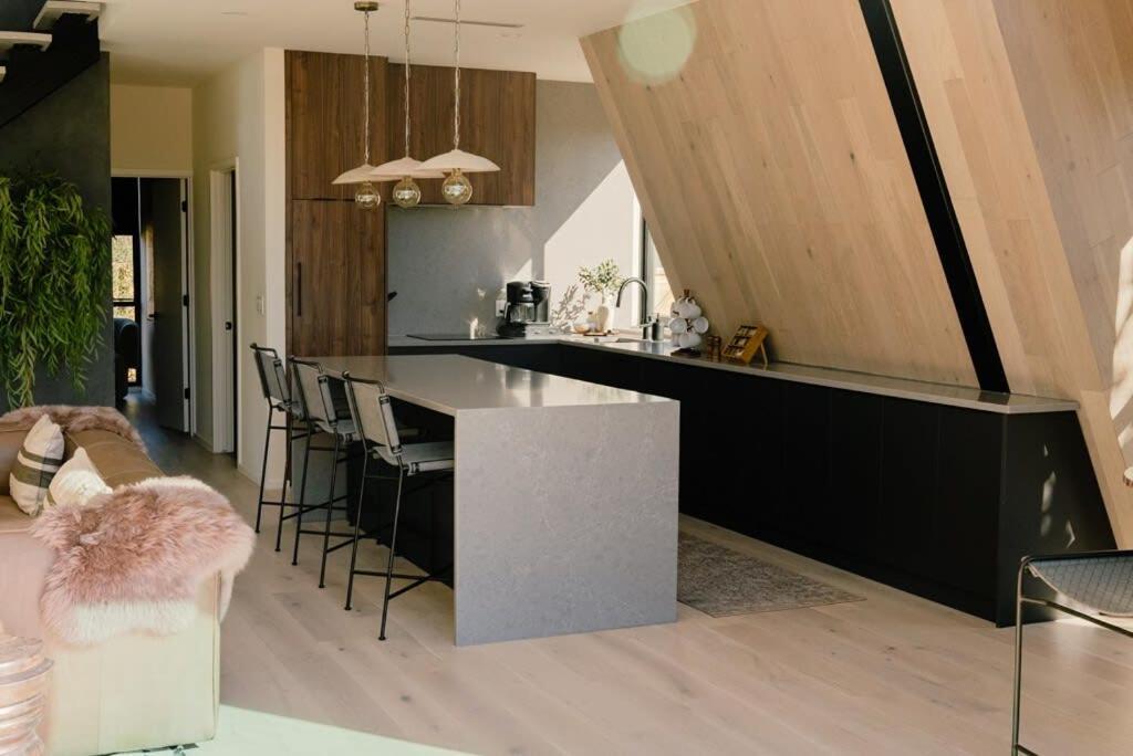 The Pedernales A-Frame Villa Фредериксбург Екстериор снимка