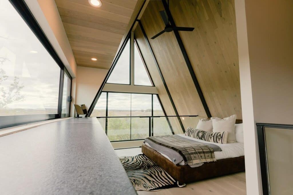 The Pedernales A-Frame Villa Фредериксбург Екстериор снимка